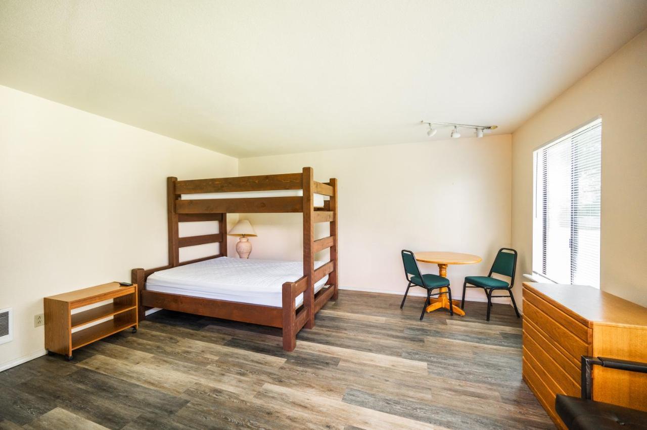 Redwood Meadows Rv Resort Crescent City Eksteriør billede