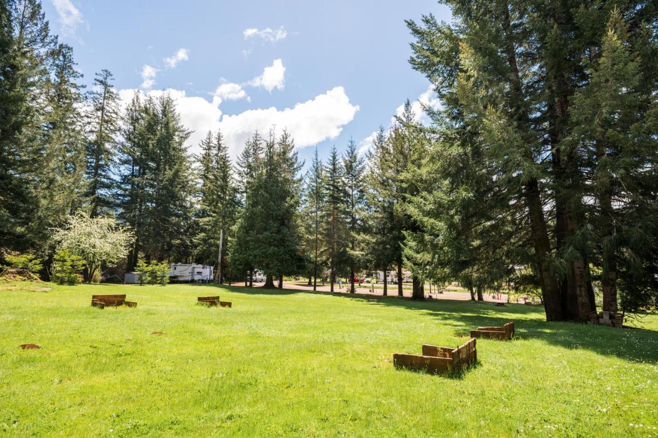 Redwood Meadows Rv Resort Crescent City Eksteriør billede